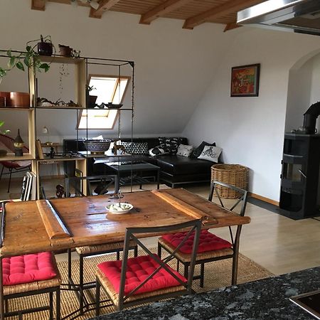 3,5 Zimmerferienwohnung Schwalbenaescht Rueeggisberg Luaran gambar